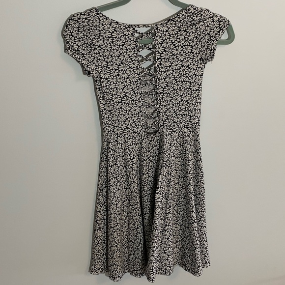 Aeropostale Summer Floral Skater Dress - Picture 2 of 3